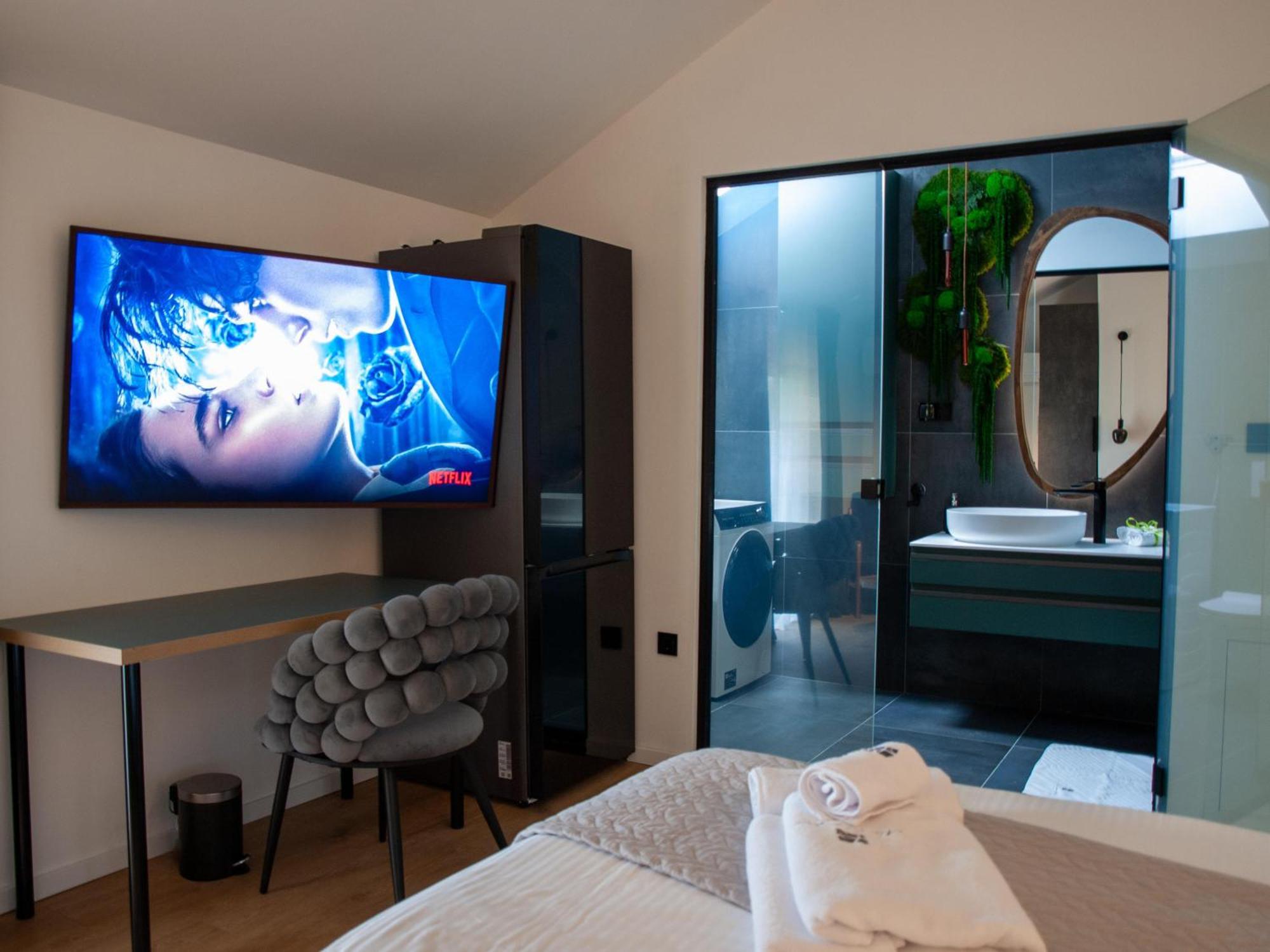 Nova Luxury Design Hotel Jezdovec ภายนอก รูปภาพ